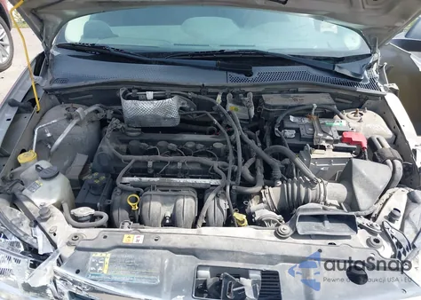 2008 Ford Focus Se/Ses z USA, uszkodzony, nr VIN 1FAHP35N38W111354